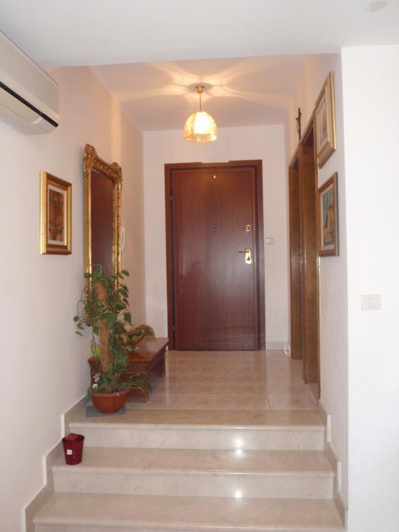 Apartment Mara Split Buitenkant foto